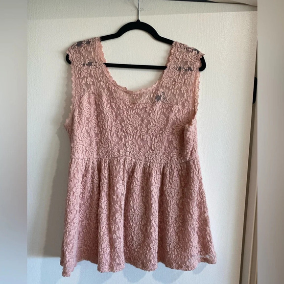 torrid Tops - Torrid Peplum Shirt, size 1